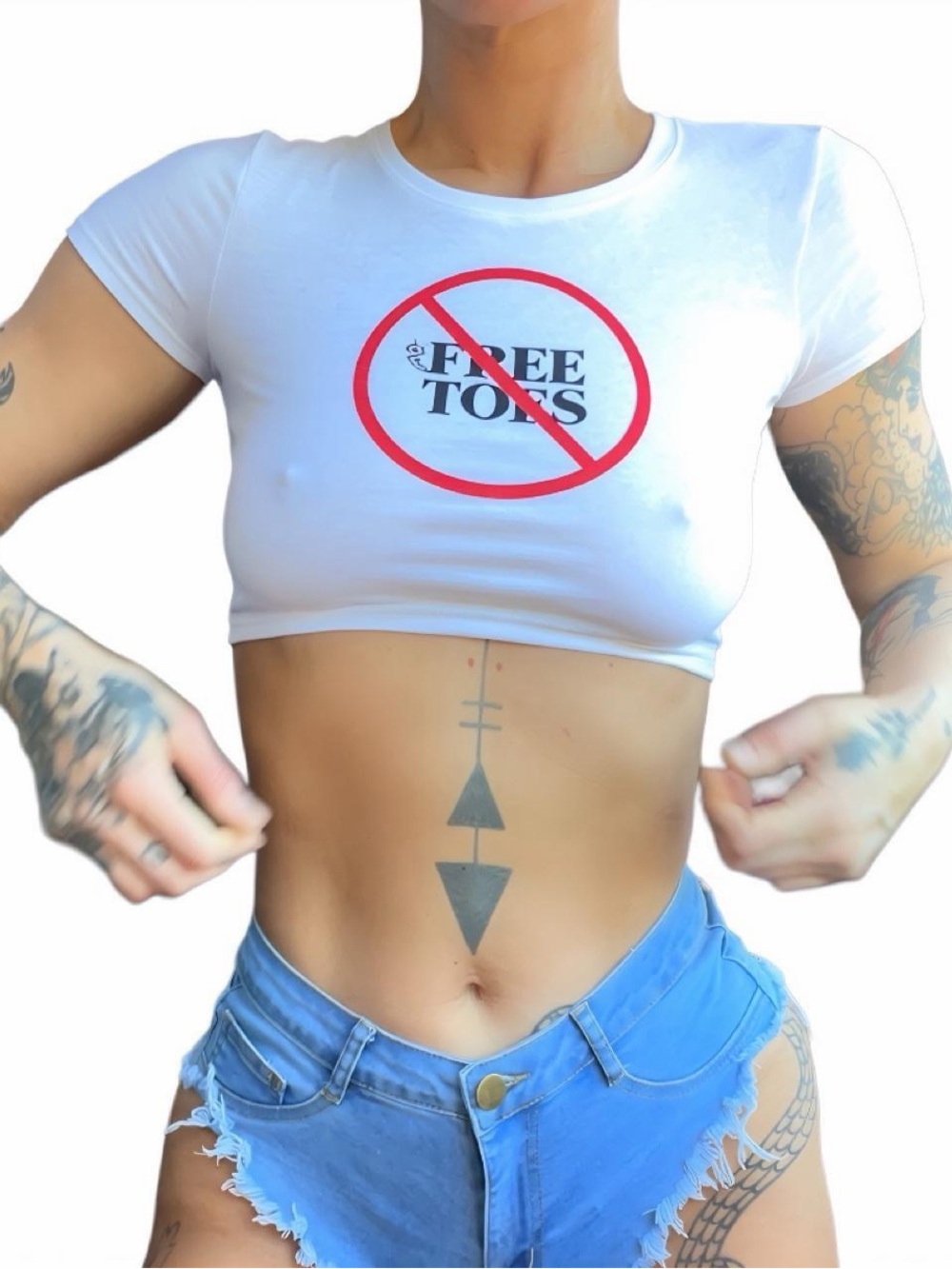 GrlFriday Shop "No Free Toes" Y2K Cropped Baby Tee